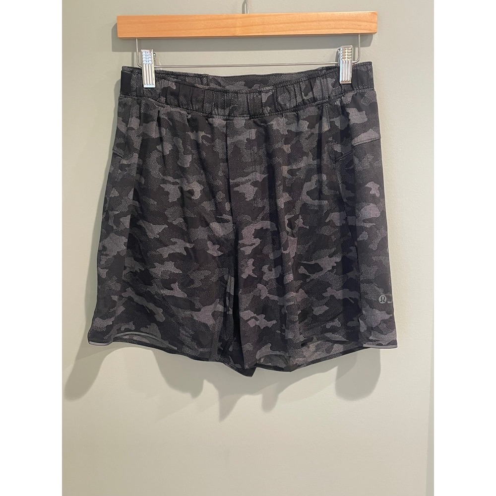 Lululemon Mens Surge Short 6" Lined Camo Black Grey Training Running Size M‎